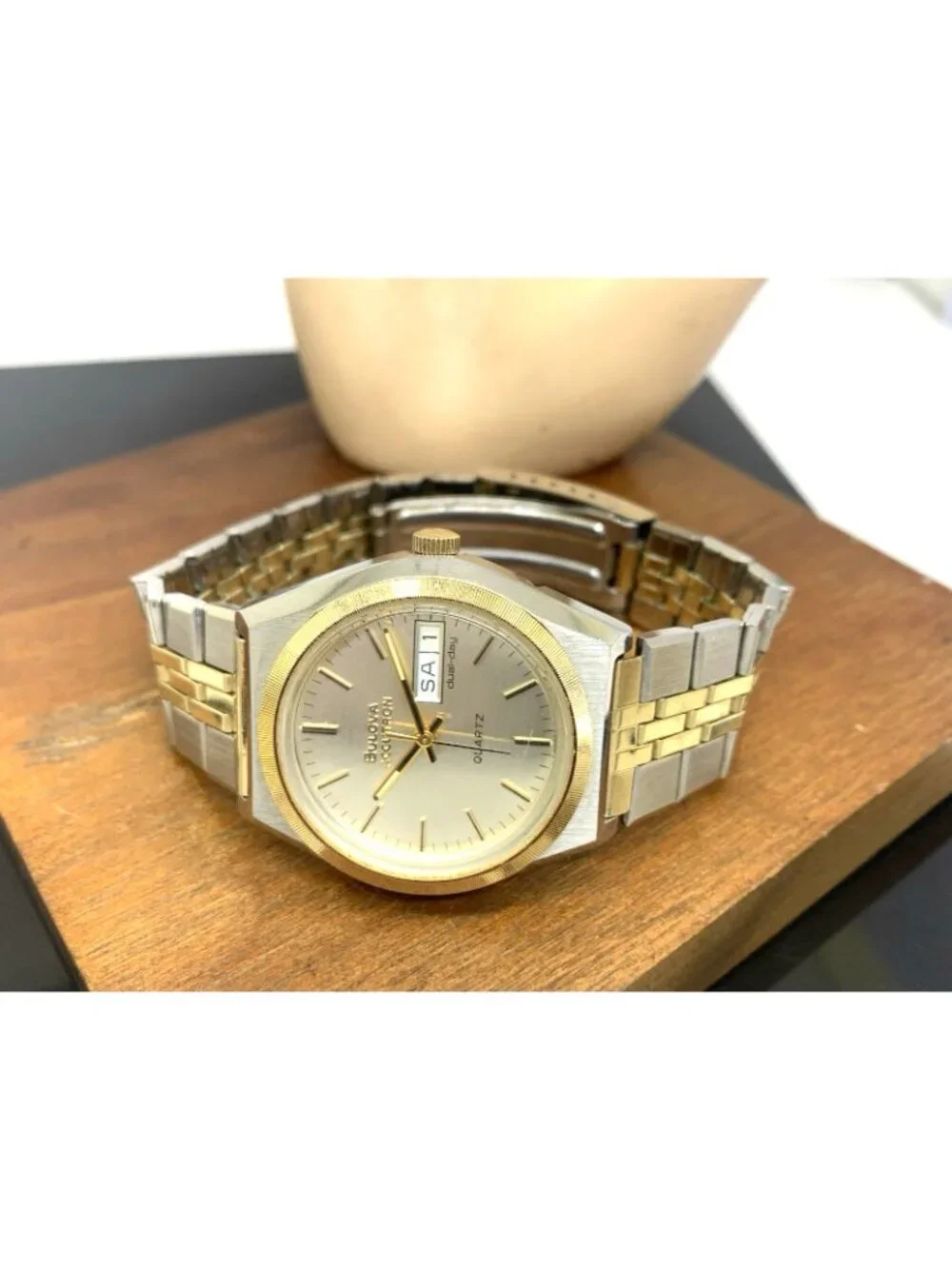 Bulova accutron men